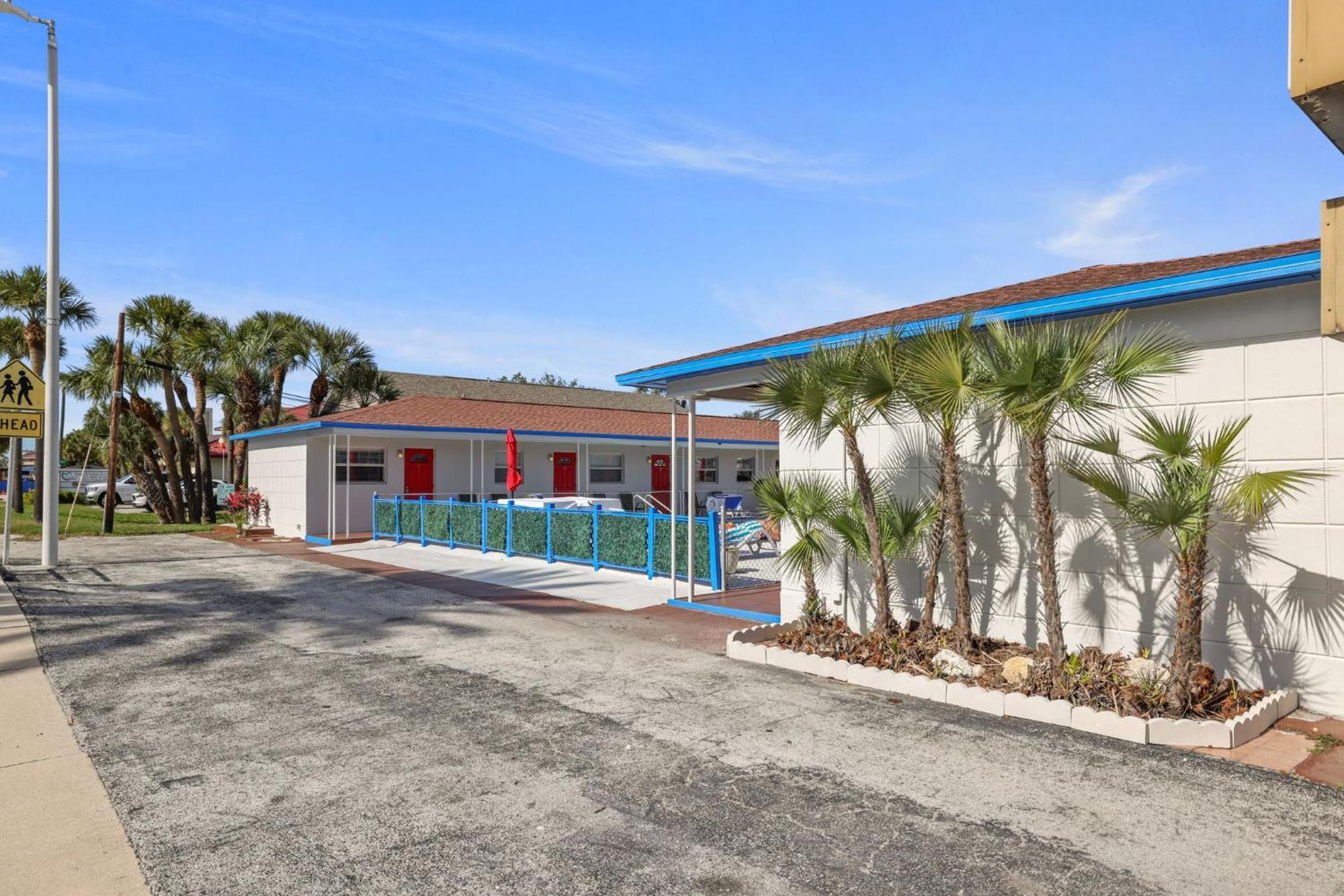 Sun Island Motel St. Pete Beach Exteriör bild